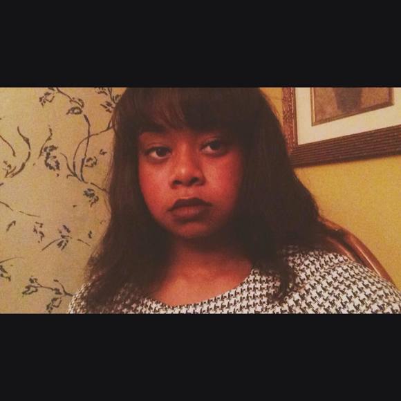 Meet your Posher, Desiree - Picture 1 of 1